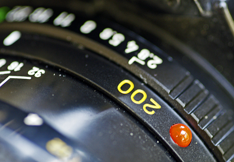 Minolta MD 2.8/200
