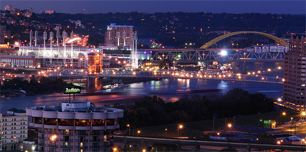 Cincinnati Skyline Panorama, Detail 1